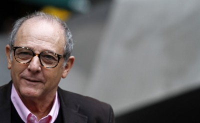 Reclamación a Emilio Gutierrez Caba por sus declaraciones peyorativas en UH Noticias