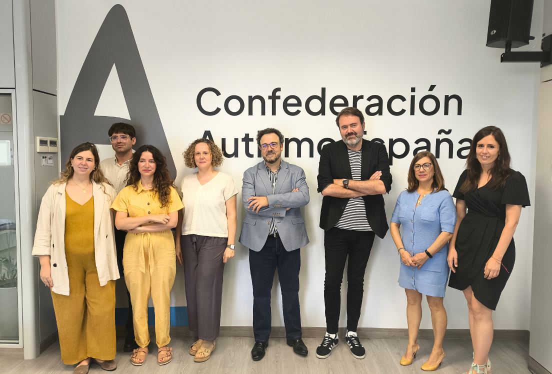 Visita del secretario de Estado de Juventud e Infancia a Autismo España