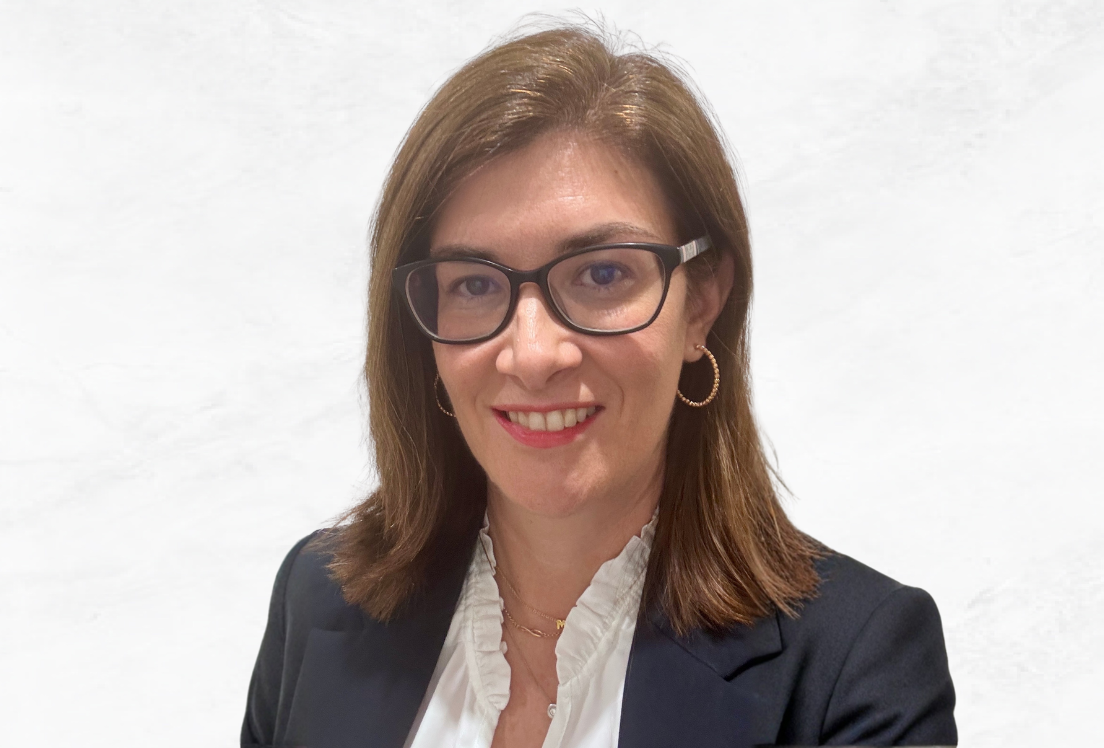 Primer plano de Concepción Siles, presidenta de Mírame