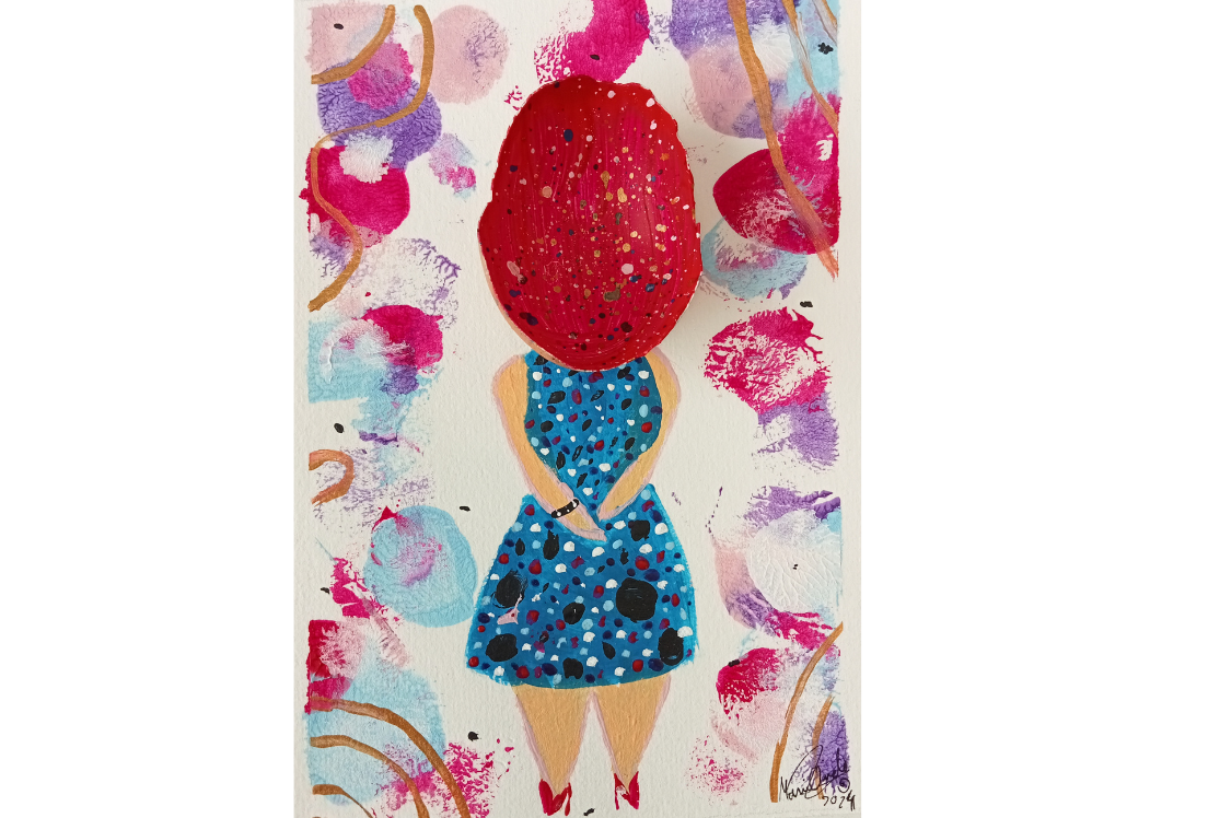 Dibujo de una mujer con vestido azul sin mangas y una gran mancha roja cubriéndole la cara