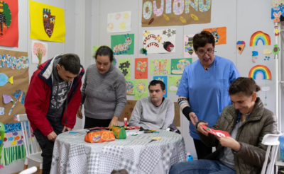 Día Internacional de los Cuidados: apoyos personalizados para mejorar la autonomía y la calidad de vida de las personas autistas